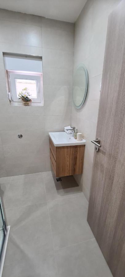 Apartmani Ivana 2 Kaštela Exterior foto