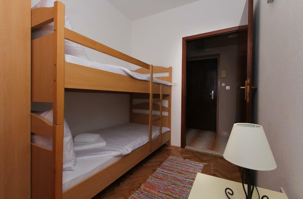 Apartmani Ivana 2 Kaštela Exterior foto