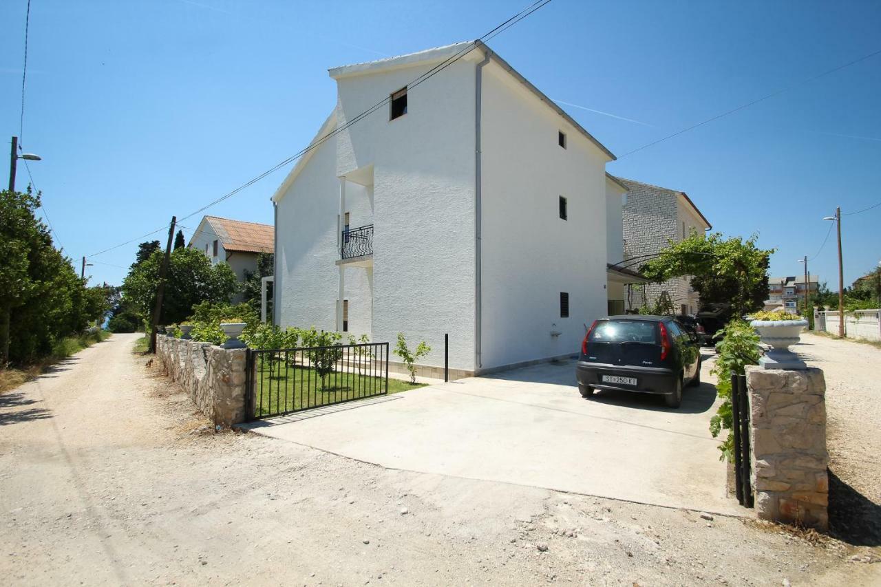 Apartmani Ivana 2 Kaštela Exterior foto